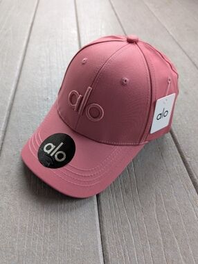 Alo Yoga Dusty Rose Hat